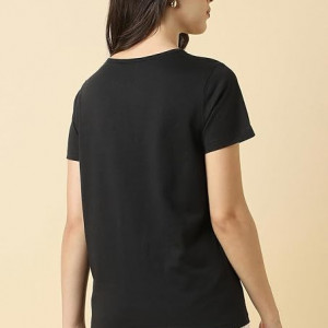 Women’s Solid Round Neck T‑Shirt